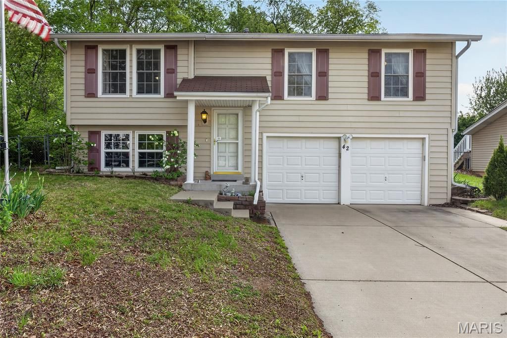 42 Oak Knoll Drive, Unincorporated, MO 63376