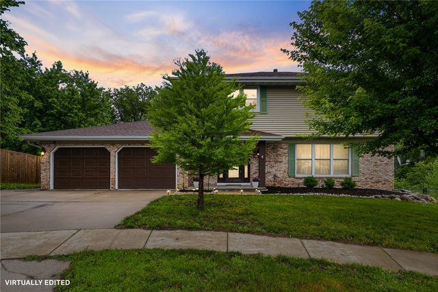 3106 Blue Ridge Ct NE, Cedar Rapids, IA 52402