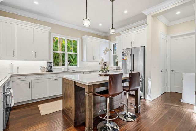 120 Grove Way, Delray Beach, FL 33444