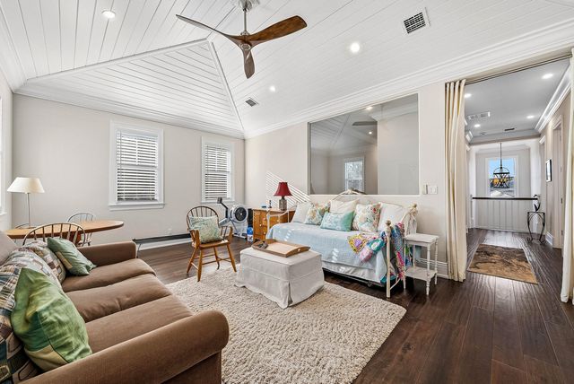 120 Grove Way, Delray Beach, FL 33444