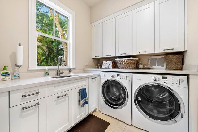 120 Grove Way, Delray Beach, FL 33444