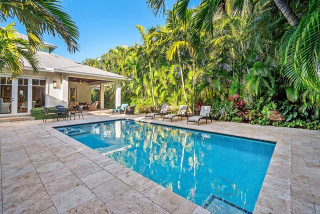 120 Grove Way, Delray Beach, FL 33444