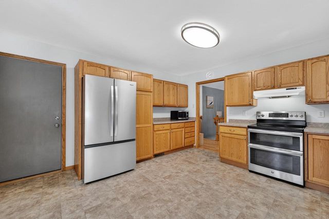 6683 Cheddar Crest Drive, Sun Prairie, WI 53590