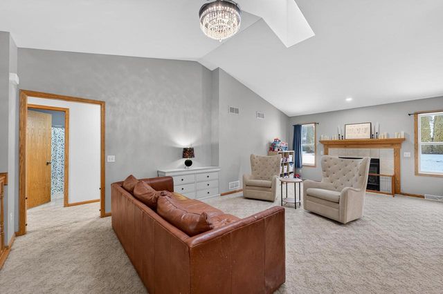 6683 Cheddar Crest Drive, Sun Prairie, WI 53590