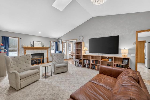 6683 Cheddar Crest Drive, Sun Prairie, WI 53590