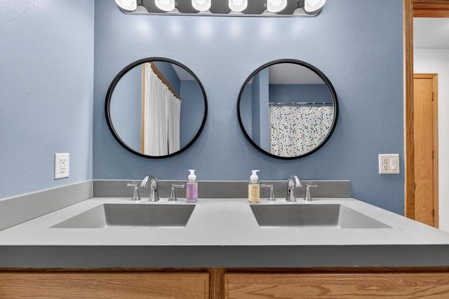 6683 Cheddar Crest Drive, Sun Prairie, WI 53590