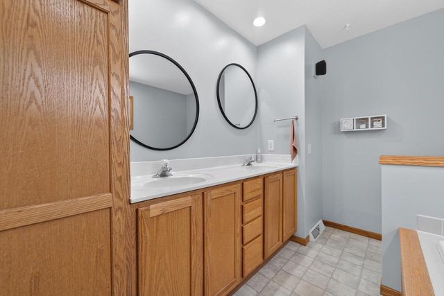 6683 Cheddar Crest Drive, Sun Prairie, WI 53590