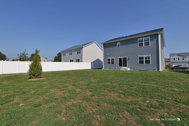 2490 Olivia Court, Wauconda, IL 60084