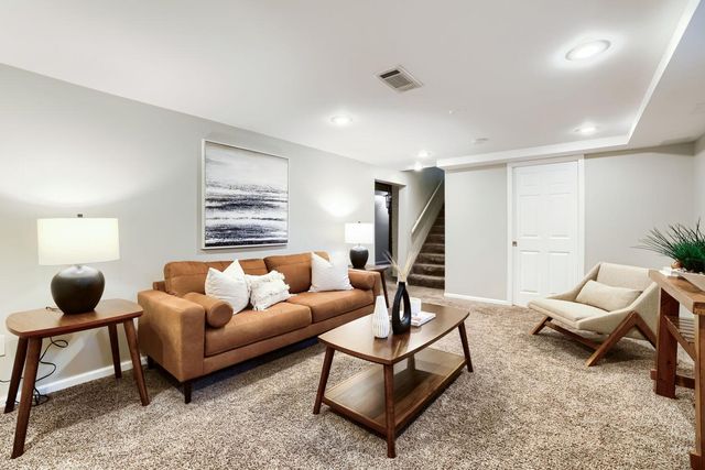2960 Zarthan Avenue S, Saint Louis Park, MN 55416