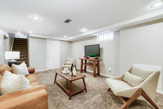 2960 Zarthan Avenue S, Saint Louis Park, MN 55416