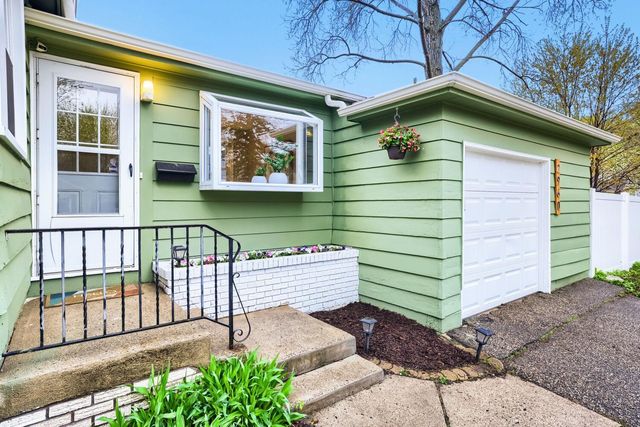 2960 Zarthan Avenue S, Saint Louis Park, MN 55416