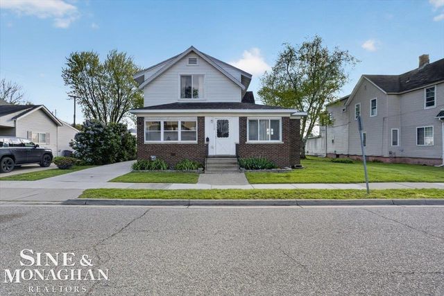 116 Clinton Street, Mt Clemens, MI 48043