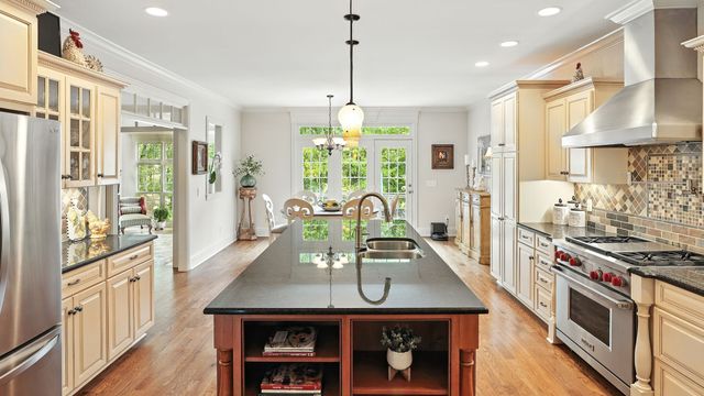 520 DERBY DOWNS, Lebanon, TN 37087