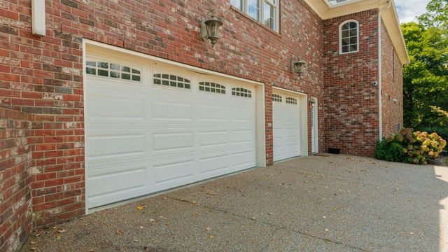 520 DERBY DOWNS, Lebanon, TN 37087