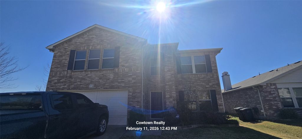 5532 Costa Mesa Drive, Fort Worth, TX 76244