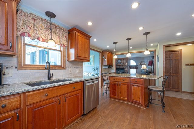7182 Winbert Drive, Wheatfield, NY 14120