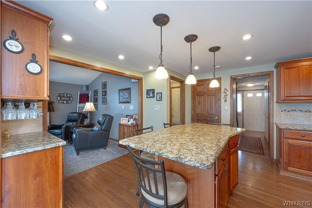 7182 Winbert Drive, Wheatfield, NY 14120