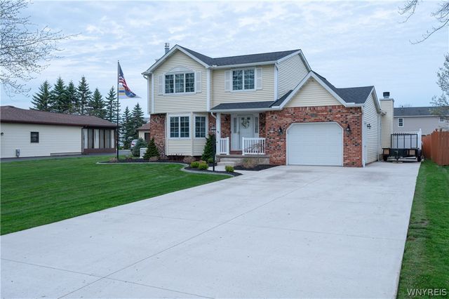 7182 Winbert Drive, Wheatfield, NY 14120
