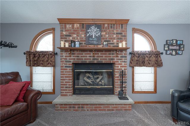 7182 Winbert Drive, Wheatfield, NY 14120