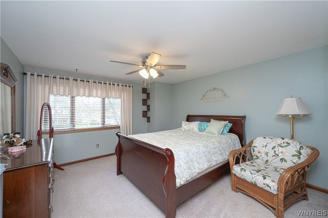 7182 Winbert Drive, Wheatfield, NY 14120