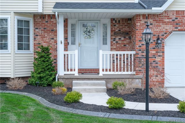 7182 Winbert Drive, Wheatfield, NY 14120