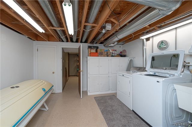 7182 Winbert Drive, Wheatfield, NY 14120
