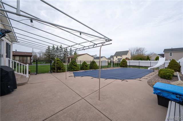 7182 Winbert Drive, Wheatfield, NY 14120