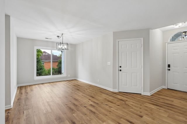 4825 Morgan Dr, Old Hickory, TN 37138