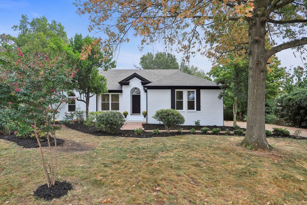 4825 Morgan Dr, Old Hickory, TN 37138