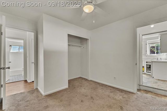 535 E Rose Avenue, Garden City, MI 48135