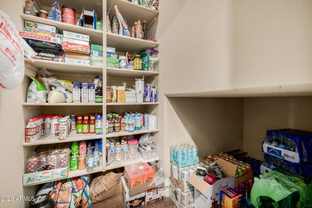 18121 W LAS CRUCES Drive, Goodyear, AZ 85338