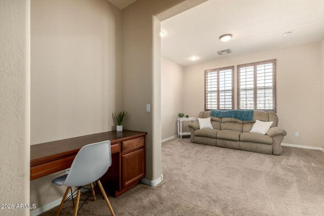 18121 W LAS CRUCES Drive, Goodyear, AZ 85338