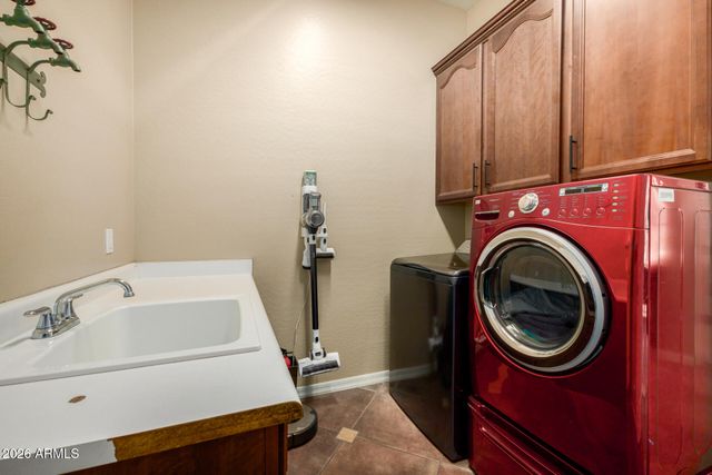 18121 W LAS CRUCES Drive, Goodyear, AZ 85338