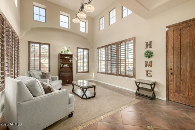 18121 W LAS CRUCES Drive, Goodyear, AZ 85338