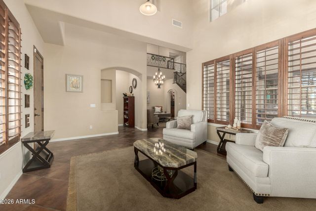 18121 W LAS CRUCES Drive, Goodyear, AZ 85338