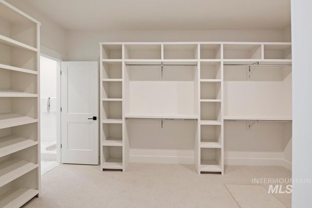 9833 S Peregrine Falcon Ave., Nampa, ID 83686