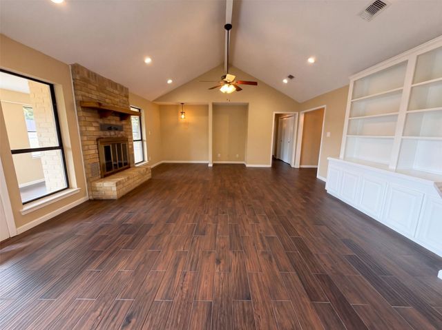 63 April Wind Drive S, Conroe, TX 77356