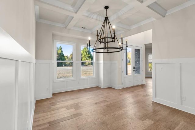 4725 Cardinal Ridge Way, Flowery Branch, GA 30542