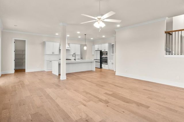 4725 Cardinal Ridge Way, Flowery Branch, GA 30542