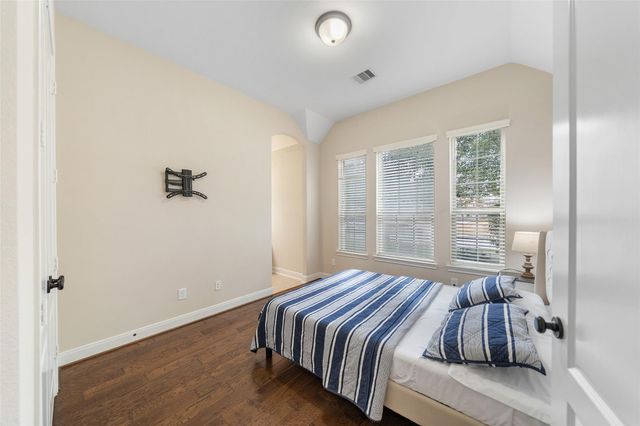 34 Danby Place, The Woodlands, TX 77375