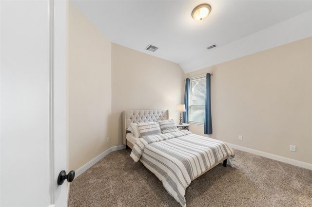 34 Danby Place, The Woodlands, TX 77375