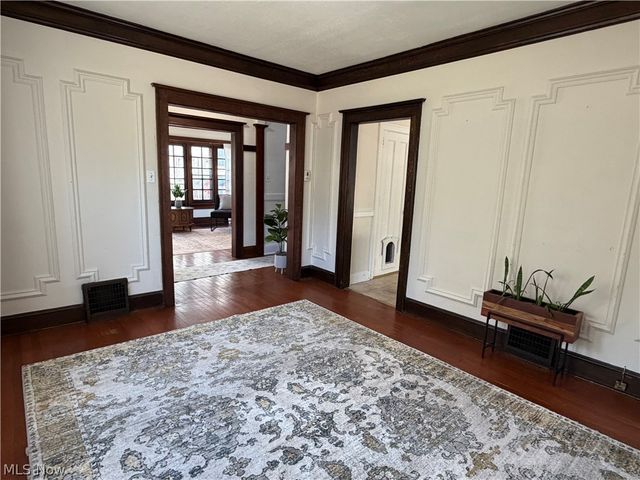 955 Amelia Avenue, Akron, OH 44302