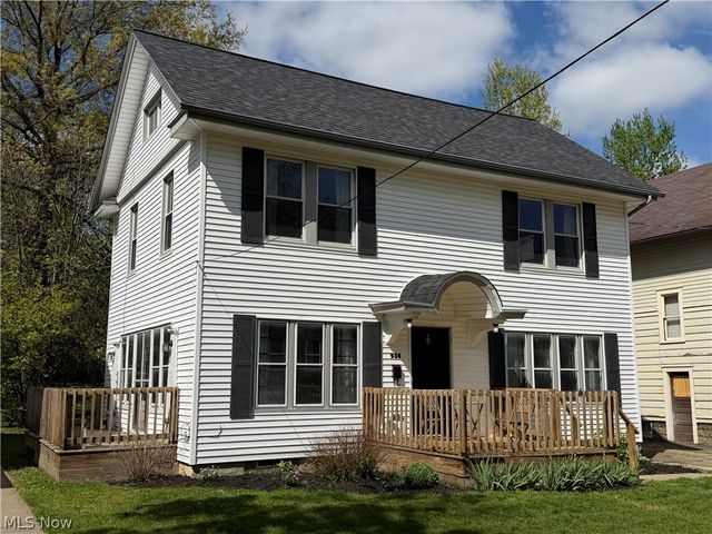 955 Amelia Avenue, Akron, OH 44302