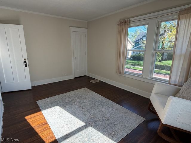 955 Amelia Avenue, Akron, OH 44302