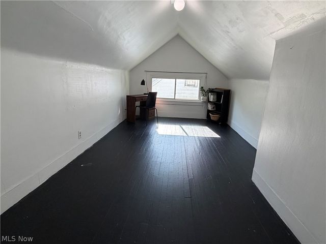 955 Amelia Avenue, Akron, OH 44302