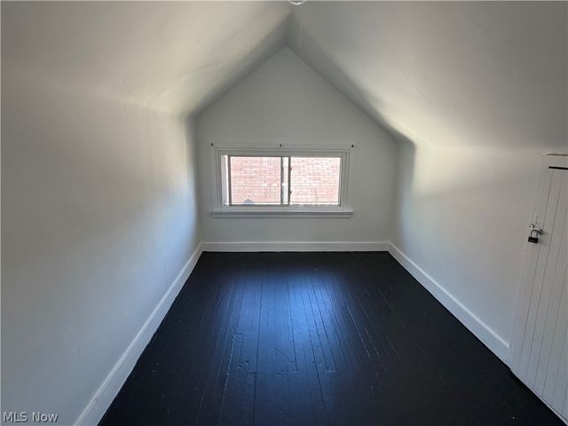 955 Amelia Avenue, Akron, OH 44302