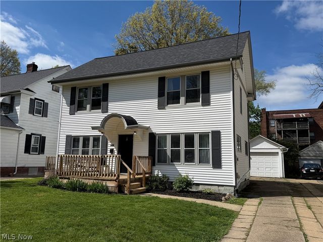 955 Amelia Avenue, Akron, OH 44302