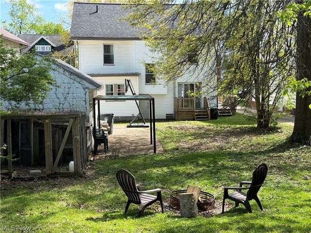 955 Amelia Avenue, Akron, OH 44302