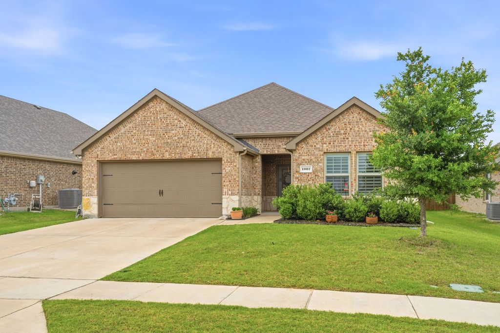 1007 Saddle Club Way, Princeton, TX 75407