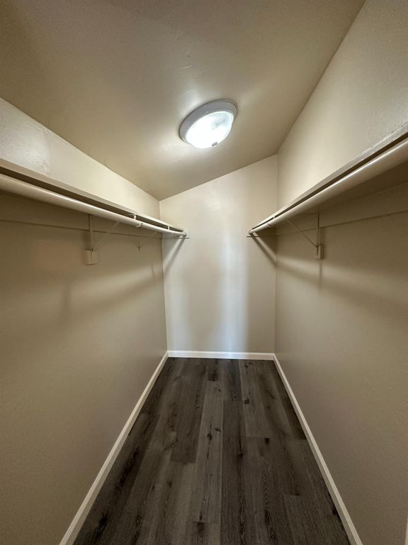 Image 13 of property listing at 8529 S Chestnut Avenue, Fresno, CA 93725